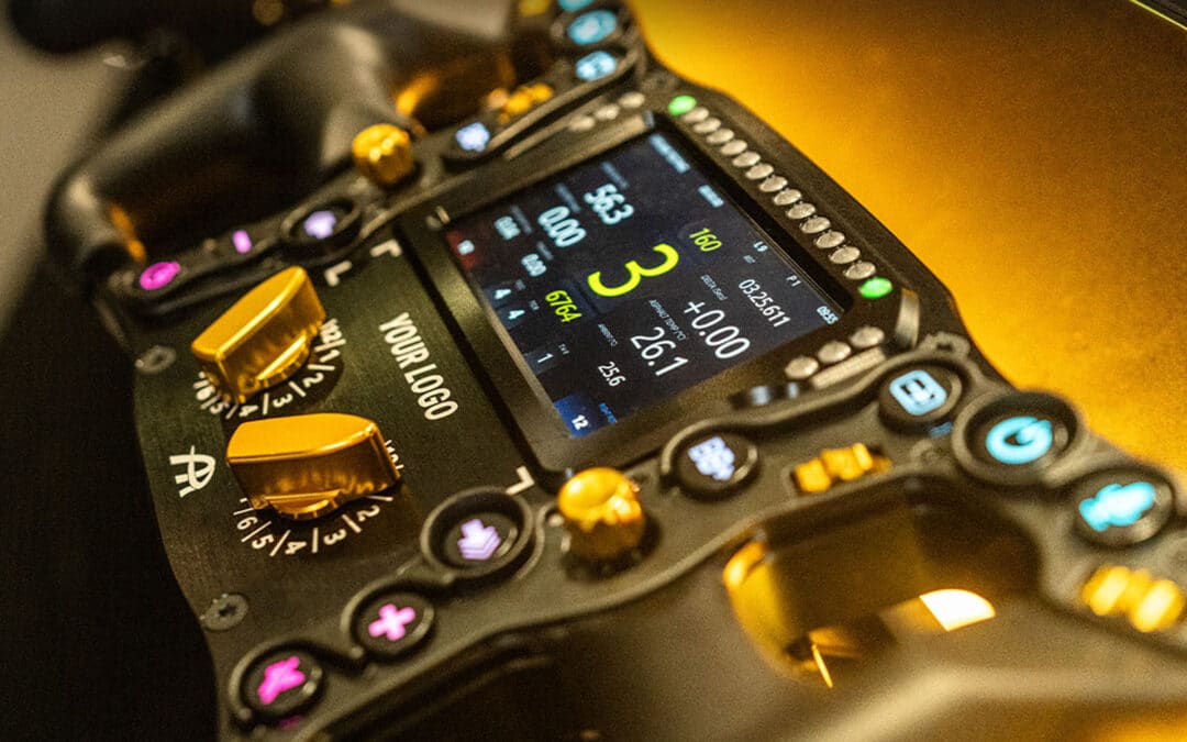 A Ascher Racing apresenta o Your Ultimate: um volante exclusivo que combina com a sua imagem
